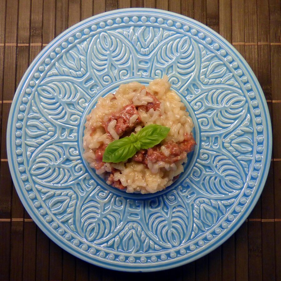 Risotto alla pilota with crumbled pork sausage, the Mantovan rice speciality