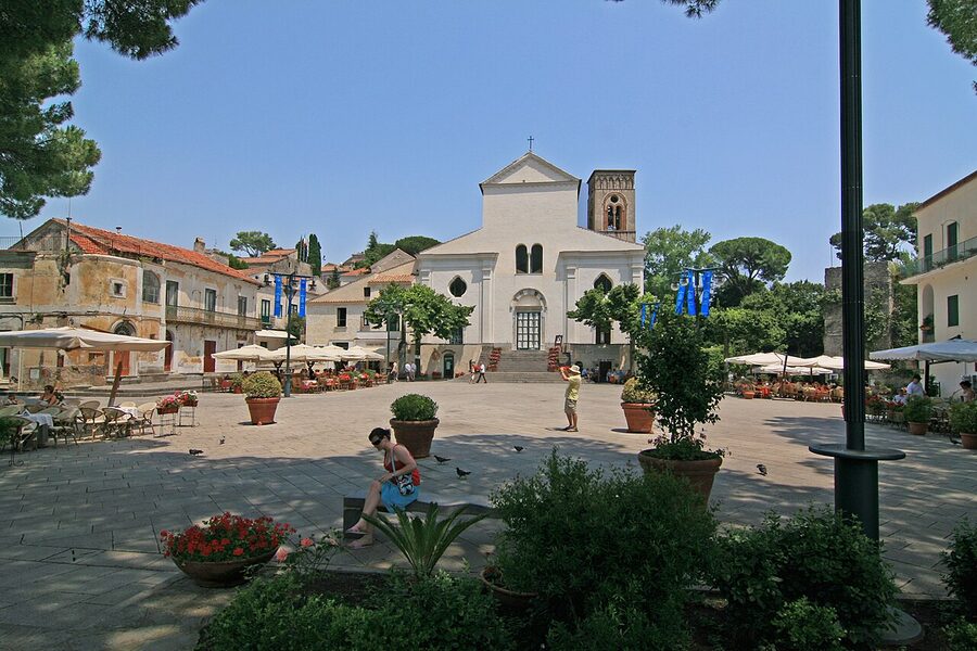 Piazza Duomo in Ravello with the cathedral and the entrance to Villa Rufolo